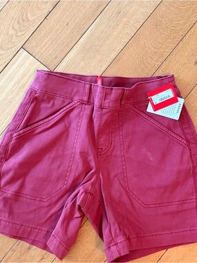 Spanx Women’s High-Rise Cargo Shorts